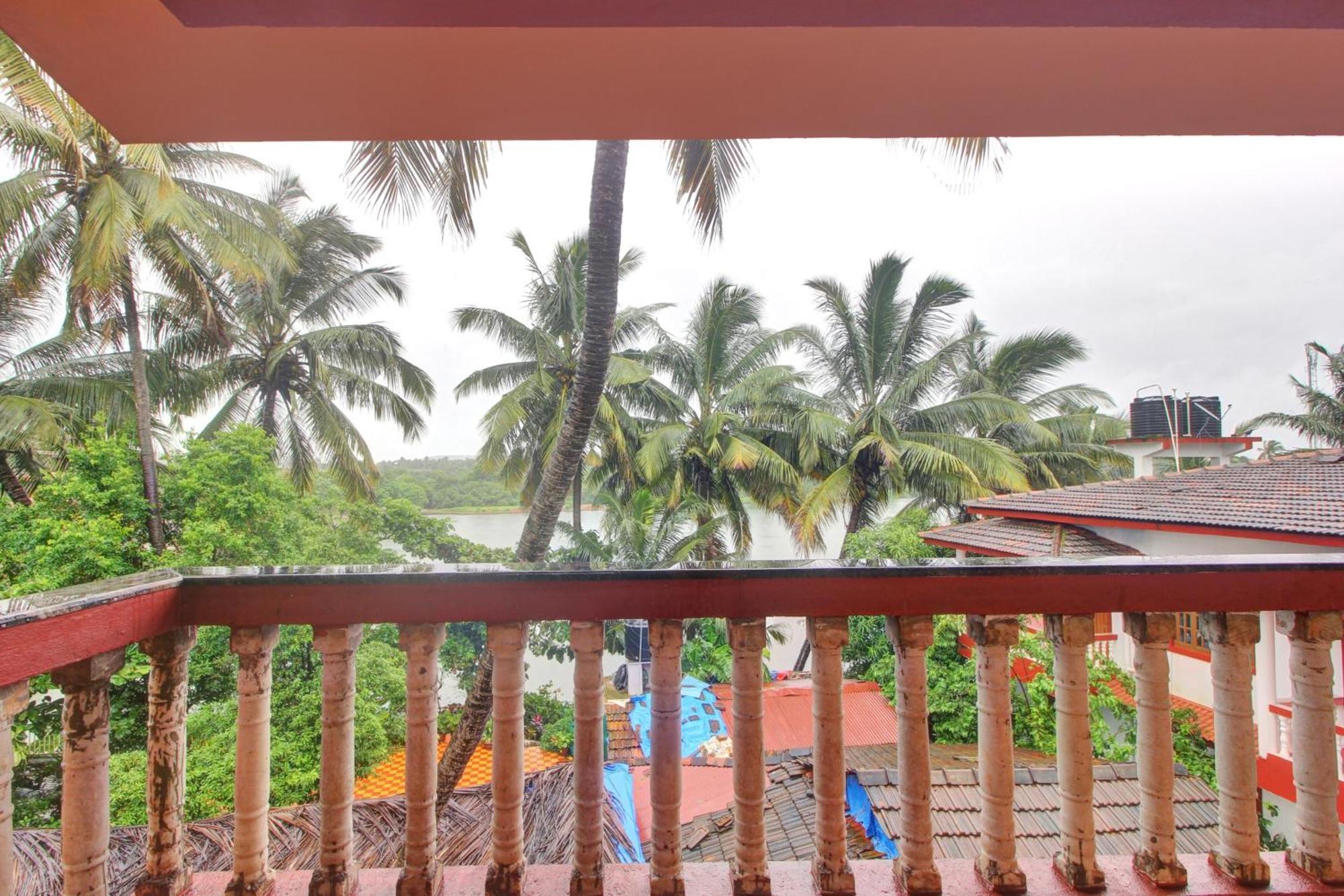Hotel O Ferns Guest House กาลังกูติ ภายนอก รูปภาพ