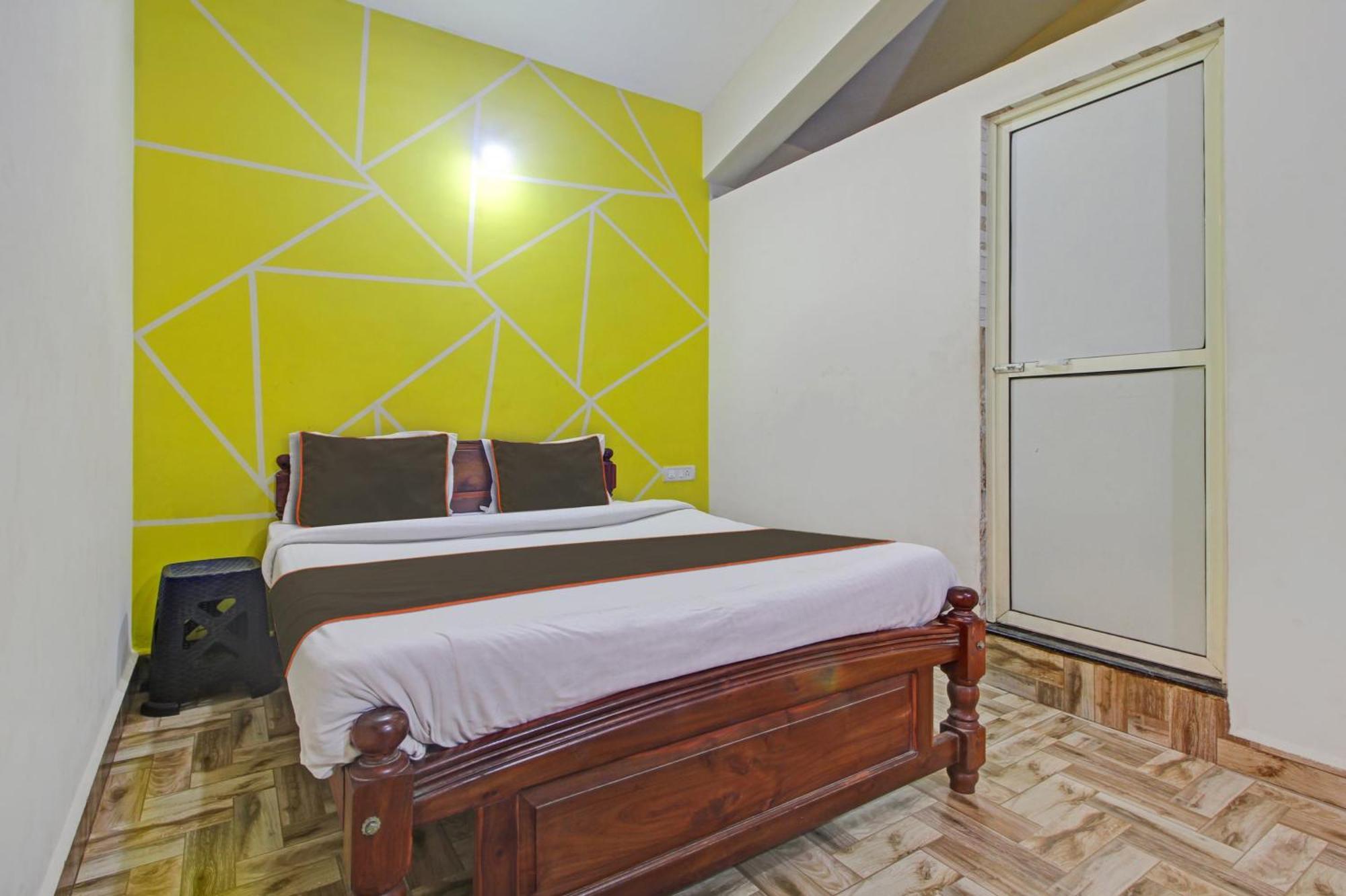 Hotel O Ferns Guest House กาลังกูติ ภายนอก รูปภาพ